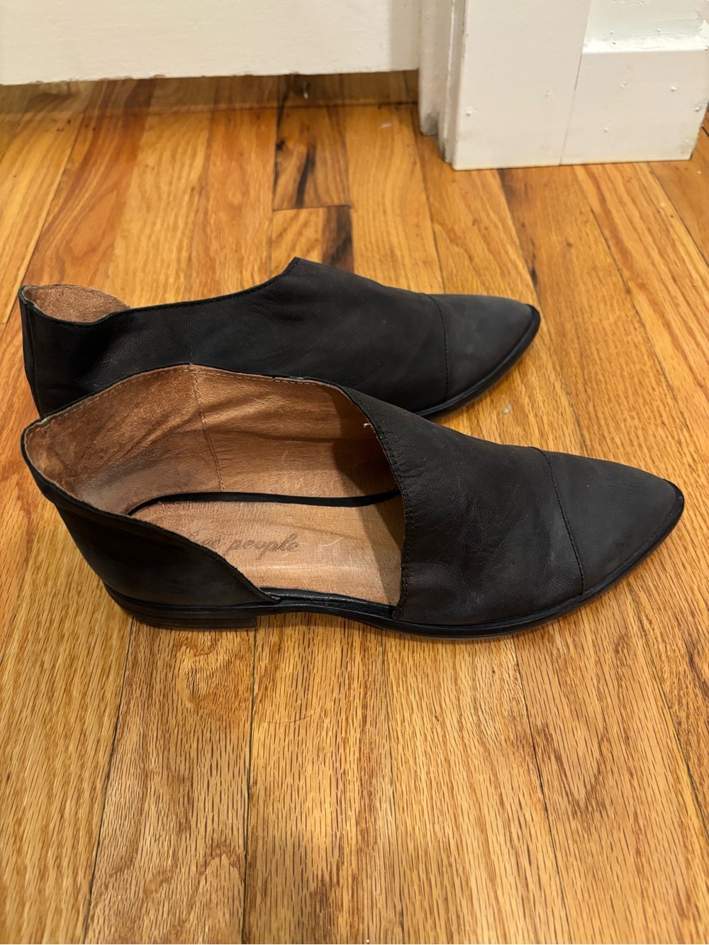 Free People Black Pointed Cutout Ankle Flats - Picture 3 of 5